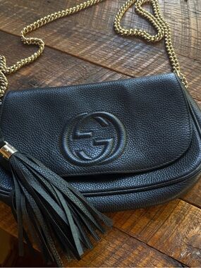 Gucci Black Pebbled Leather Crossbody with Gold Chain and Tassel